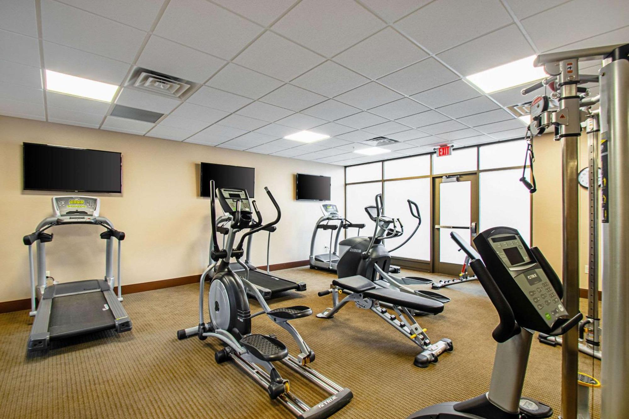 Mainstay Suites Madison - Monona Esterno foto