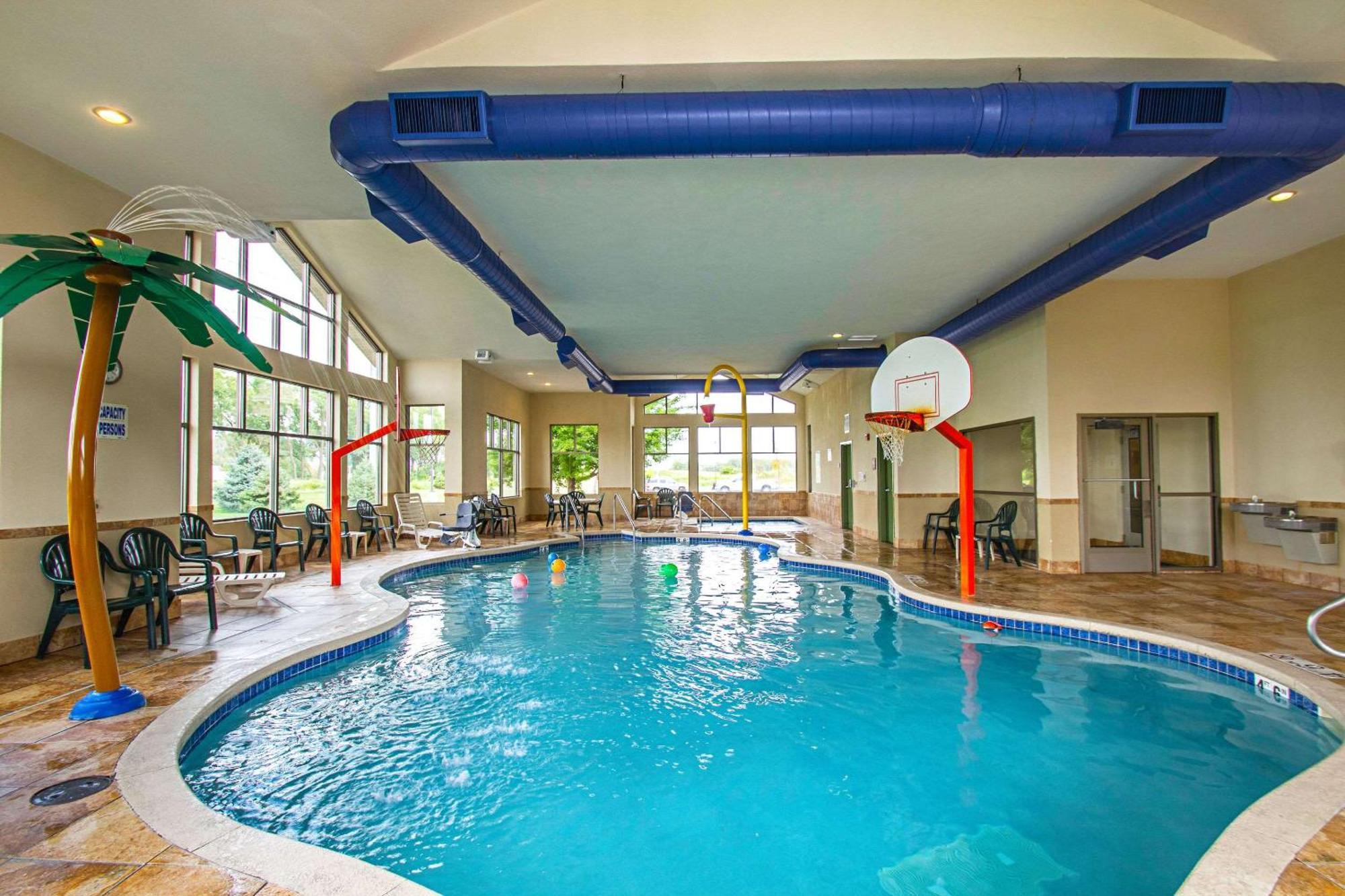 Mainstay Suites Madison - Monona Esterno foto
