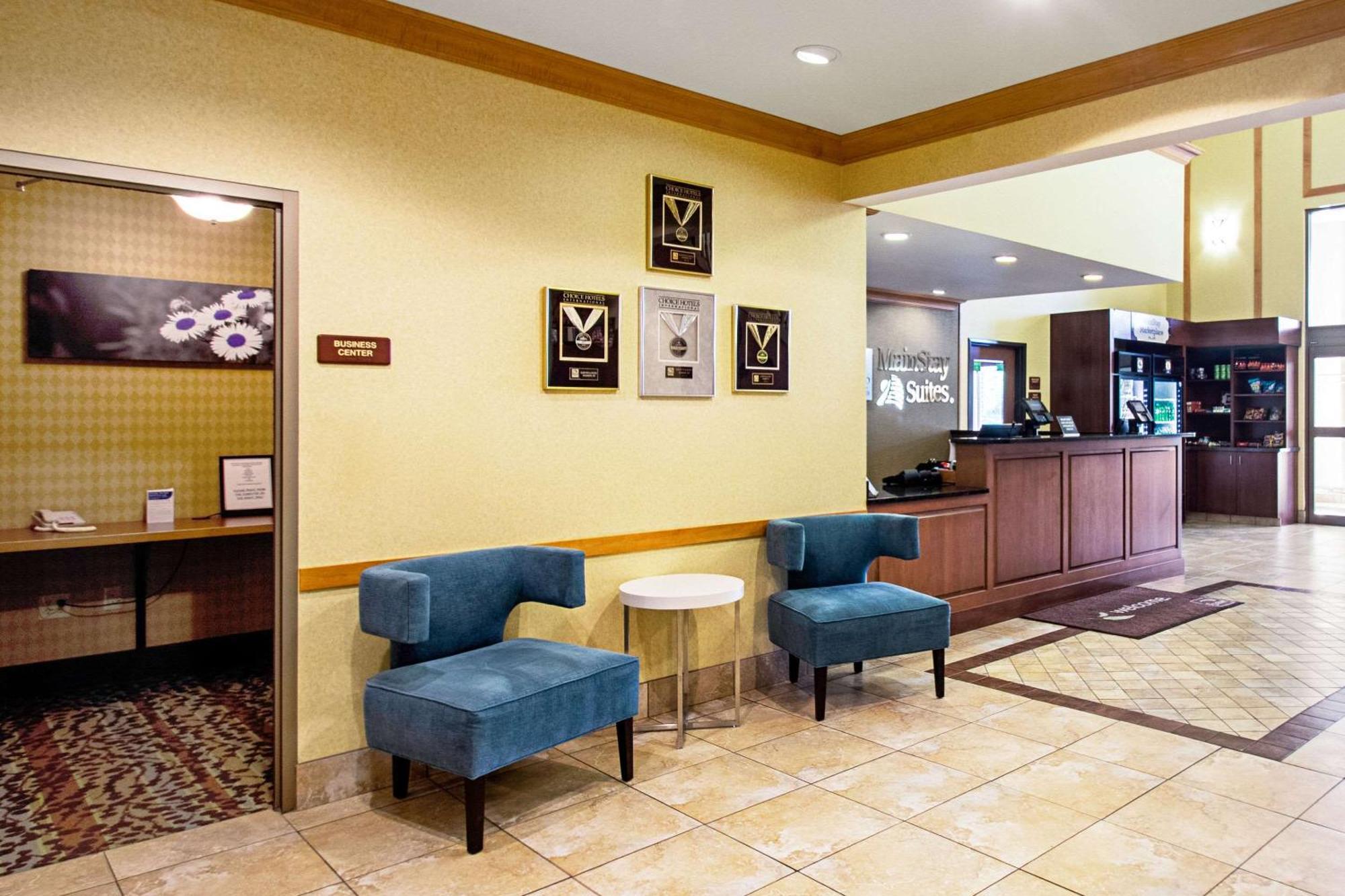 Mainstay Suites Madison - Monona Esterno foto