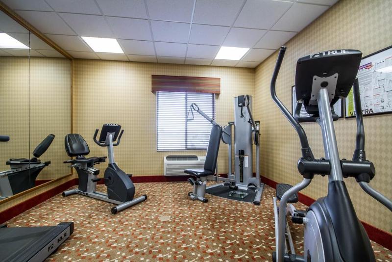 Mainstay Suites Madison - Monona Esterno foto