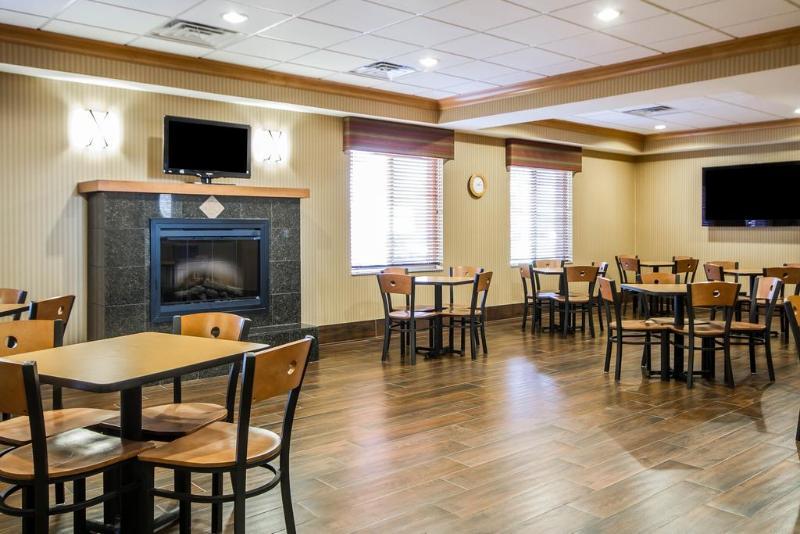 Mainstay Suites Madison - Monona Esterno foto