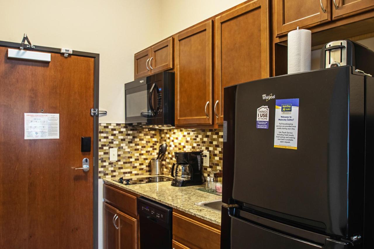 Mainstay Suites Madison - Monona Esterno foto